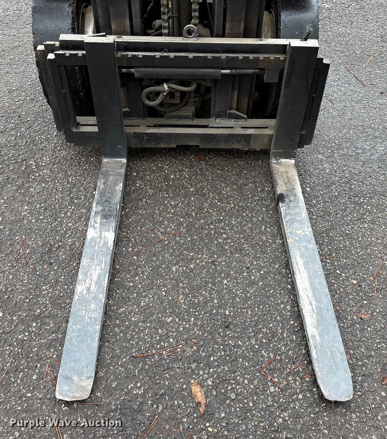 image for item EU7096 Clark C25 forklift