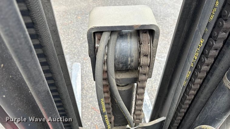 image for item EU7096 Clark C25 forklift