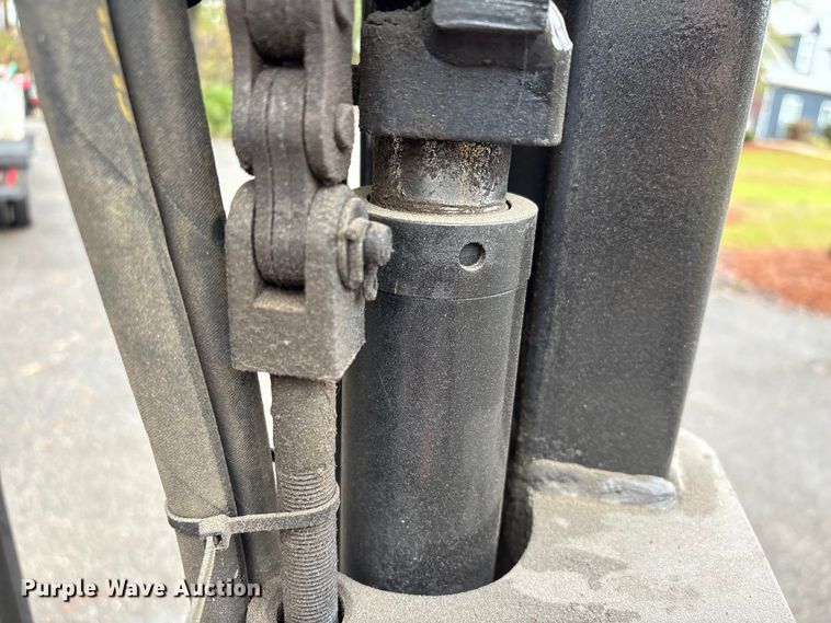 image for item EU7096 Clark C25 forklift