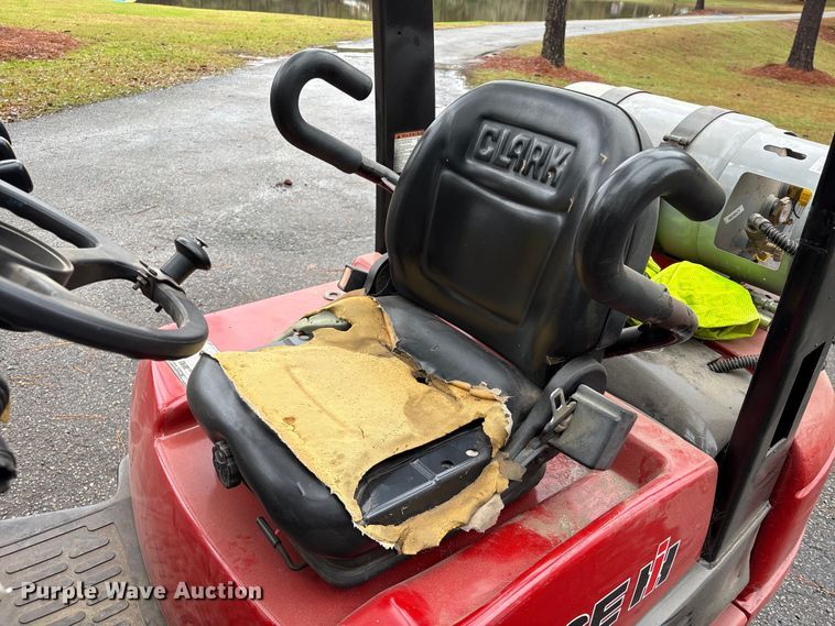 image for item EU7096 Clark C25 forklift