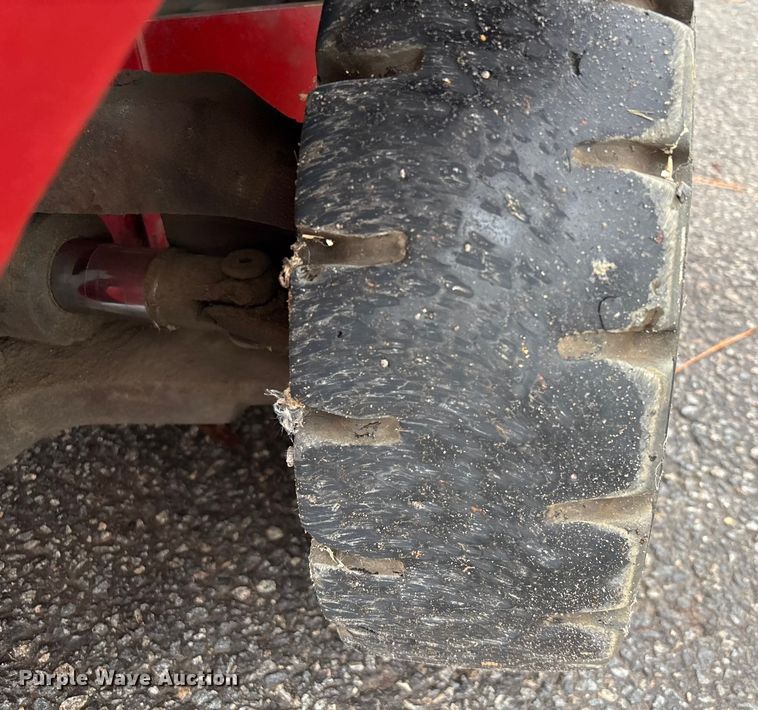 image for item EU7096 Clark C25 forklift