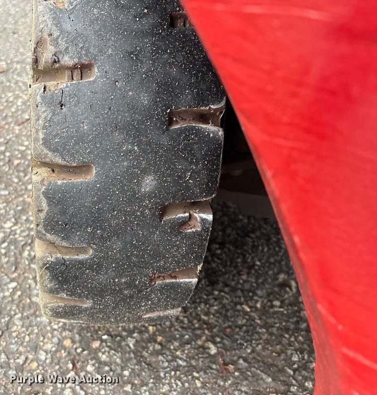 image for item EU7096 Clark C25 forklift