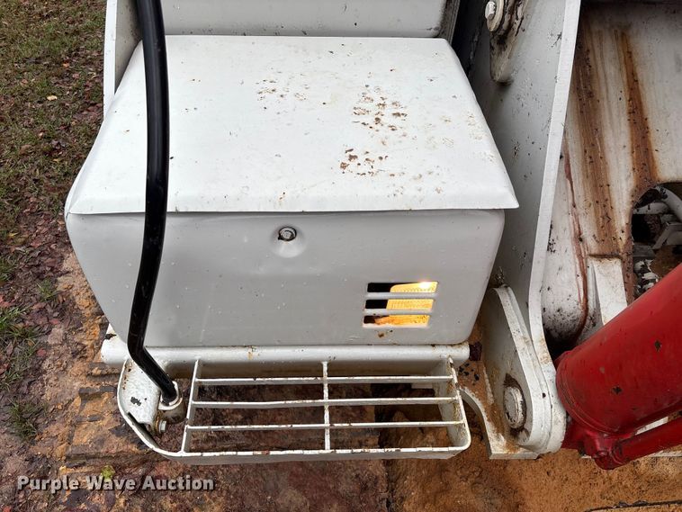 image for item EU7097 LinkBelt 350X2 long reach excavator