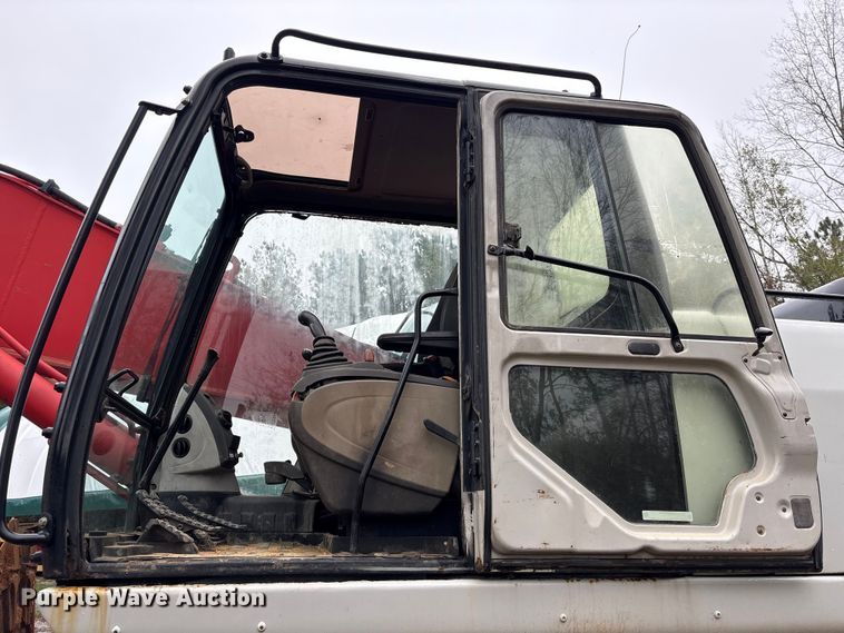 image for item EU7097 LinkBelt 350X2 long reach excavator