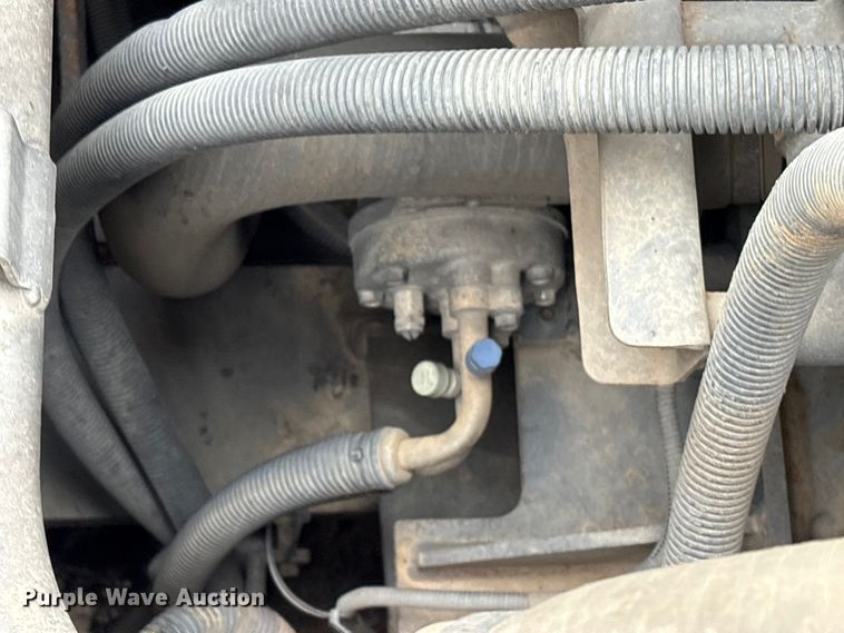 image for item EU7097 LinkBelt 350X2 long reach excavator