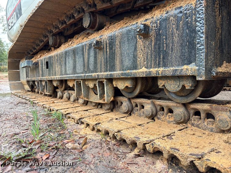 image for item EU7097 LinkBelt 350X2 long reach excavator