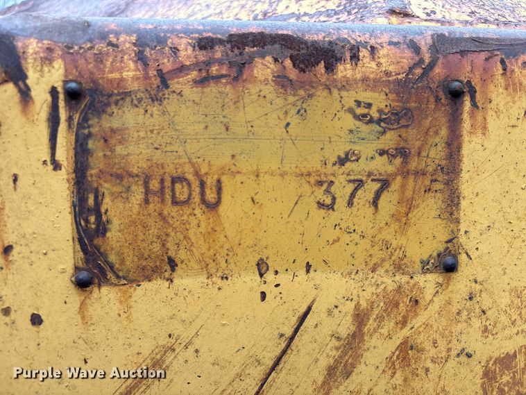 image for item EU7098 1979 International TD25E dozer