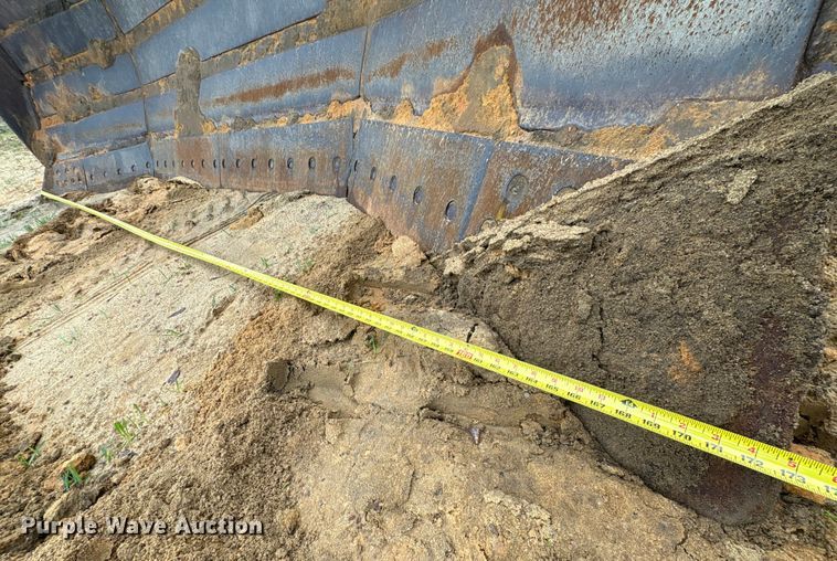 image for item EU7098 1979 International TD25E dozer