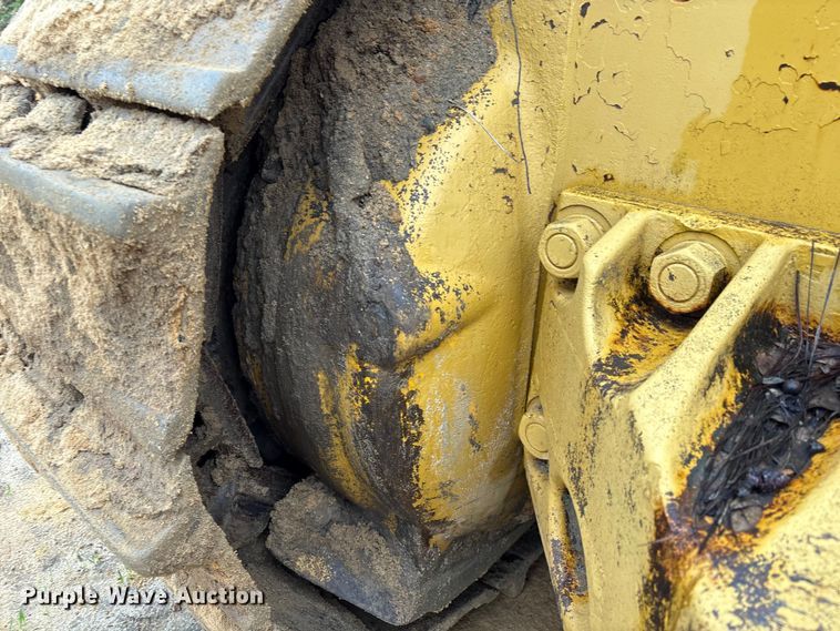 image for item EU7098 1979 International TD25E dozer