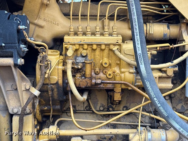 image for item EU7098 1979 International TD25E dozer