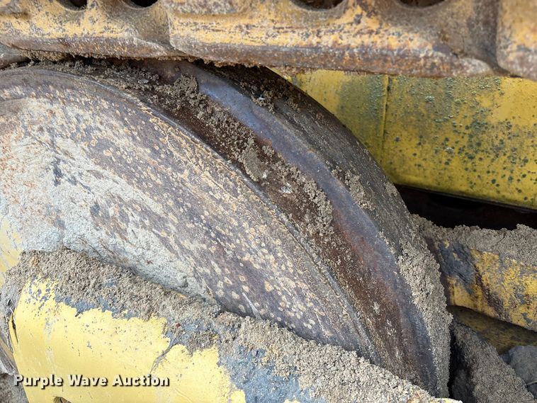 image for item EU7098 1979 International TD25E dozer