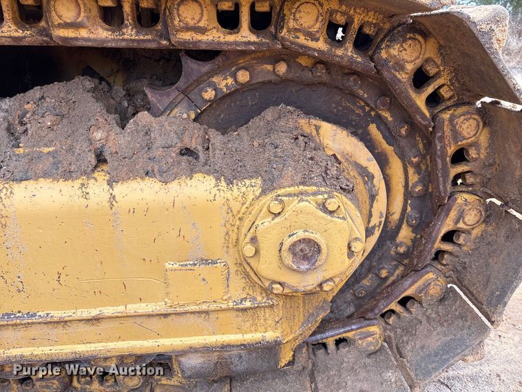 image for item EU7098 1979 International TD25E dozer
