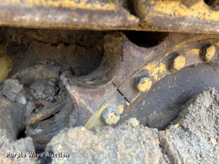 image for item EU7098 1979 International TD25E dozer