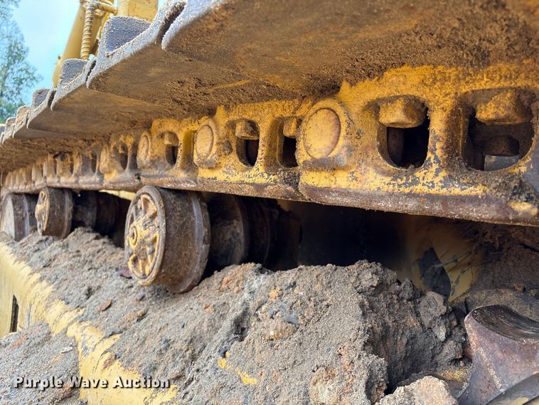 image for item EU7098 1979 International TD25E dozer