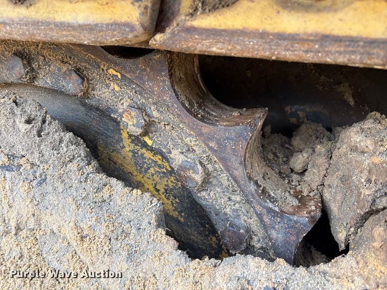 image for item EU7098 1979 International TD25E dozer