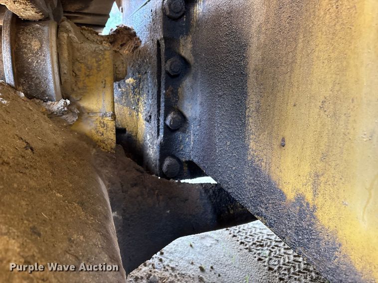 image for item EU7098 1979 International TD25E dozer