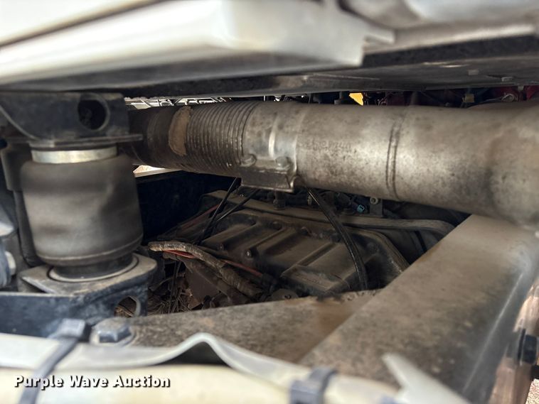 image for item EU7099 2014 Kenworth W900 semi truck