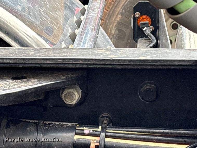 image for item EU7099 2014 Kenworth W900 semi truck