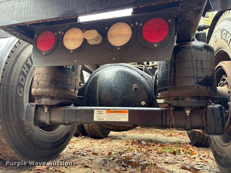 image for item EU7099 2014 Kenworth W900 semi truck