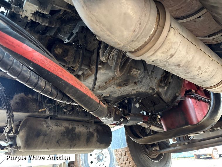 image for item EU7099 2014 Kenworth W900 semi truck