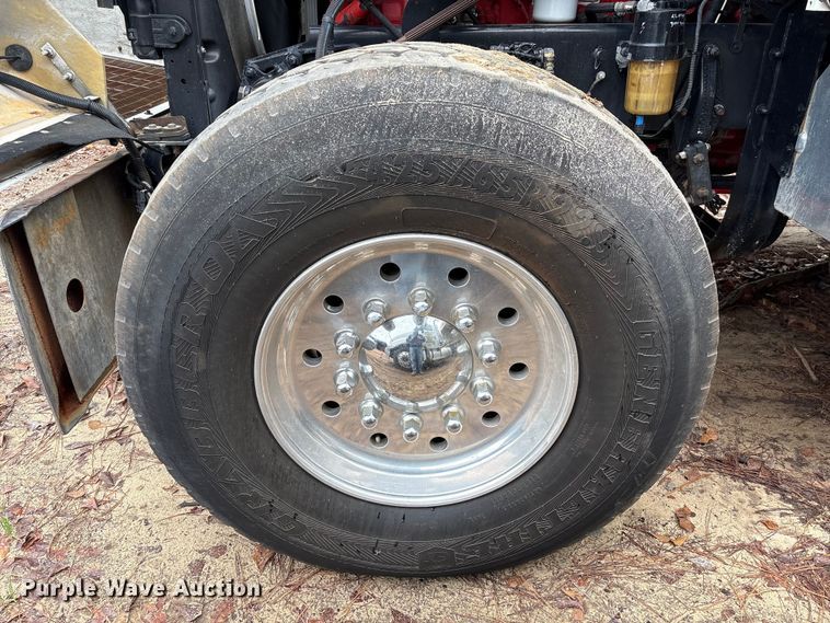 image for item EU7099 2014 Kenworth W900 semi truck