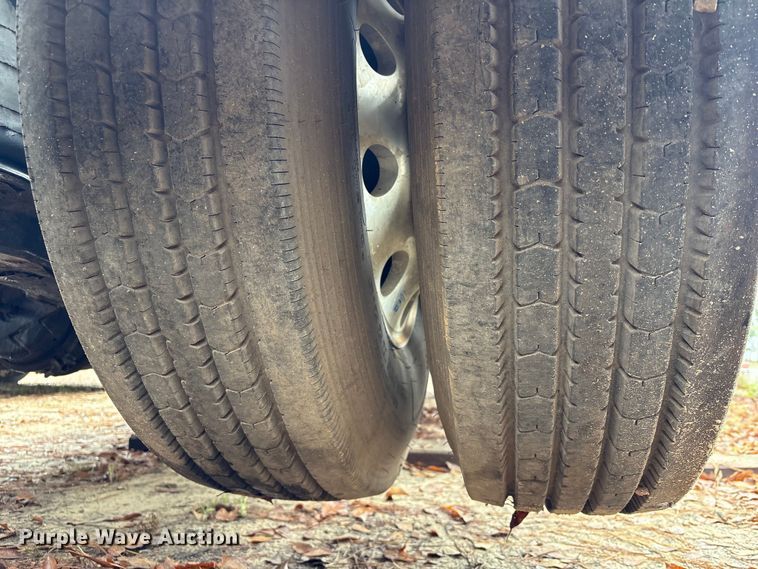 image for item EU7099 2014 Kenworth W900 semi truck