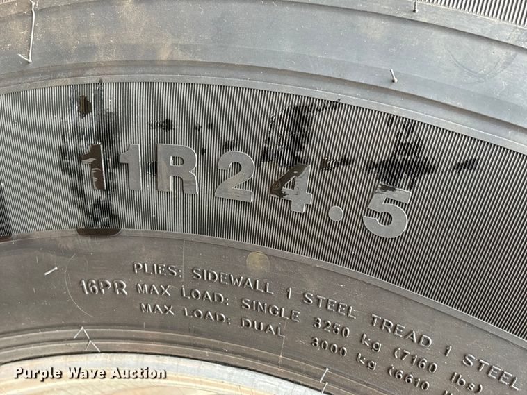 image for item EU7099 2014 Kenworth W900 semi truck