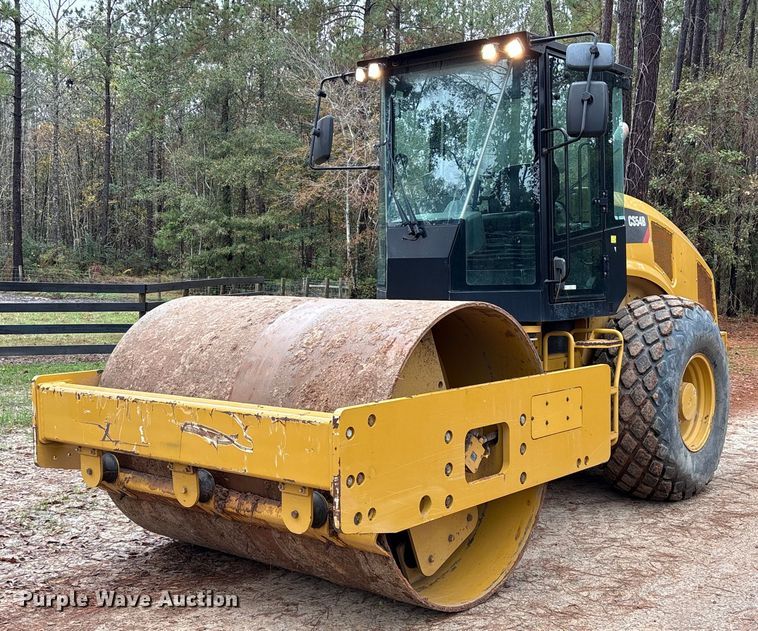 image for item EU7101 2020 Caterpillar CS54B single drum vibratory roller