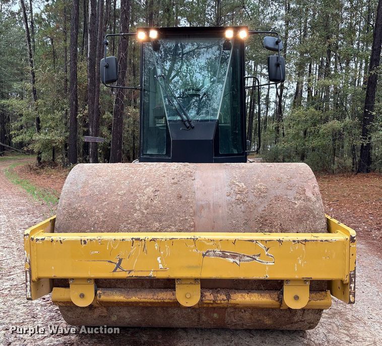 image for item EU7101 2020 Caterpillar CS54B single drum vibratory roller