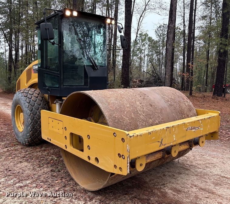 image for item EU7101 2020 Caterpillar CS54B single drum vibratory roller