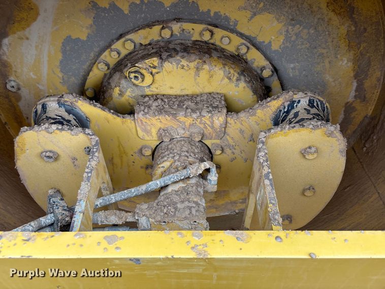 image for item EU7101 2020 Caterpillar CS54B single drum vibratory roller