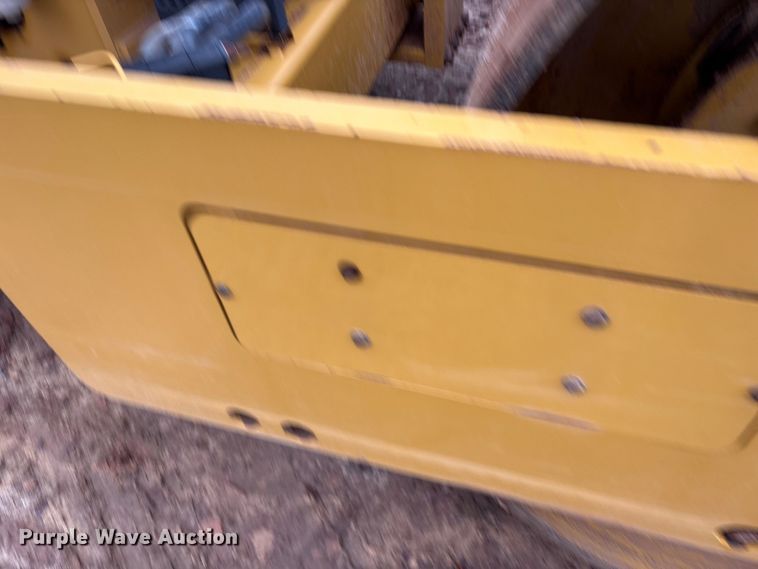 image for item EU7101 2020 Caterpillar CS54B single drum vibratory roller