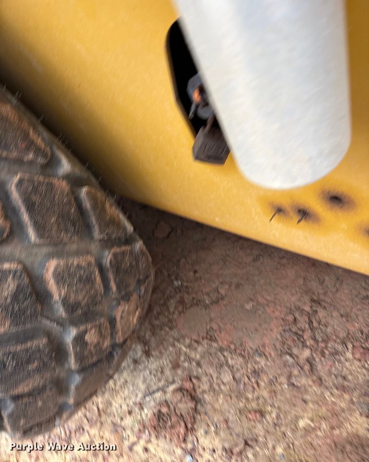 image for item EU7101 2020 Caterpillar CS54B single drum vibratory roller