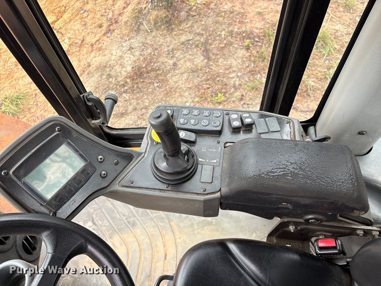 image for item EU7101 2020 Caterpillar CS54B single drum vibratory roller