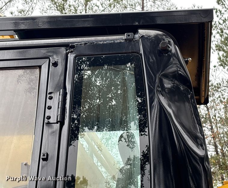 image for item EU7102 2010 Caterpillar 345D L excavator