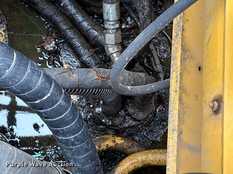 image for item EU7102 2010 Caterpillar 345D L excavator