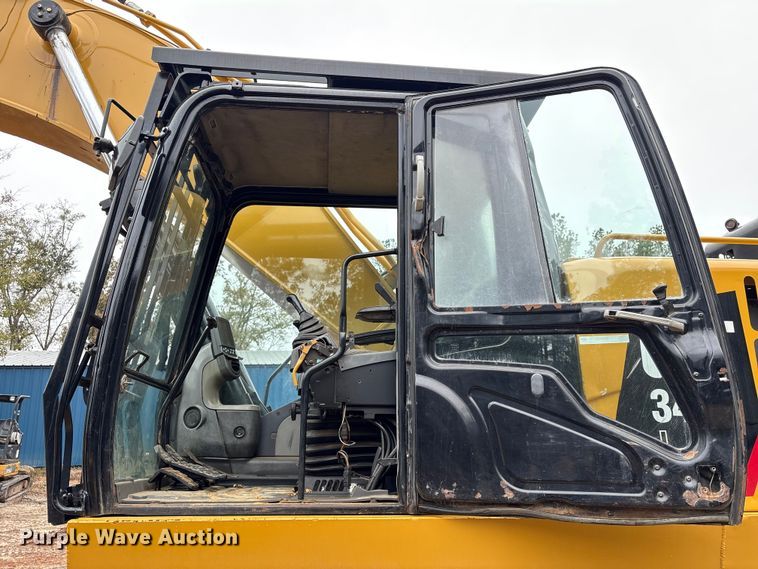 image for item EU7102 2010 Caterpillar 345D L excavator