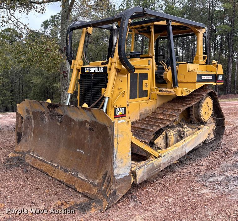 image for item EU7103 1989 Caterpillar D6H dozer
