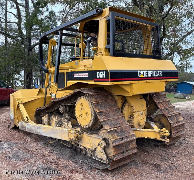 image for item EU7103 1989 Caterpillar D6H dozer