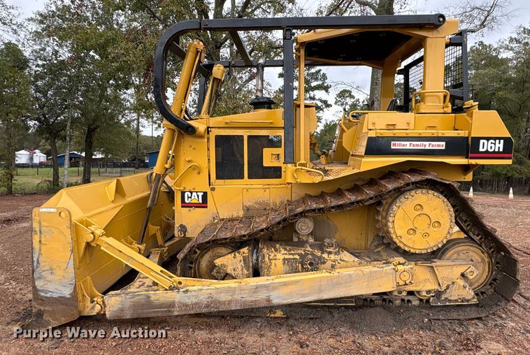 image for item EU7103 1989 Caterpillar D6H dozer