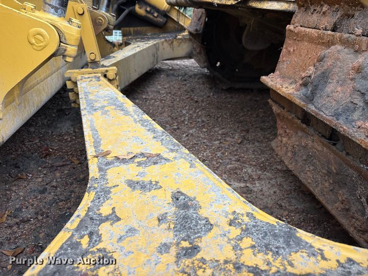 image for item EU7103 1989 Caterpillar D6H dozer