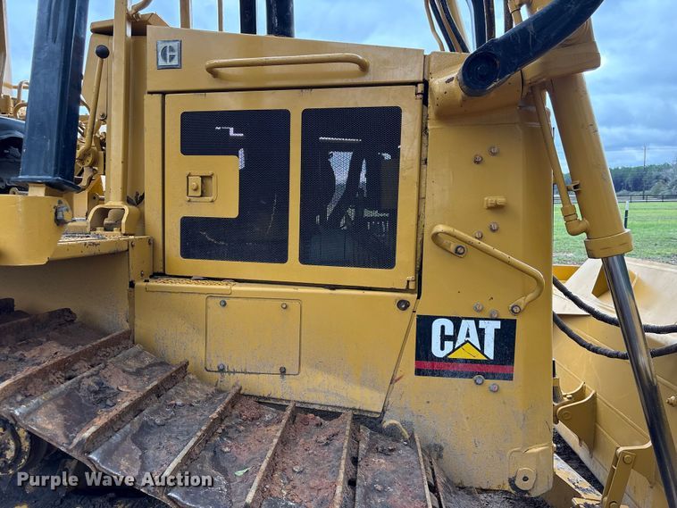 image for item EU7103 1989 Caterpillar D6H dozer
