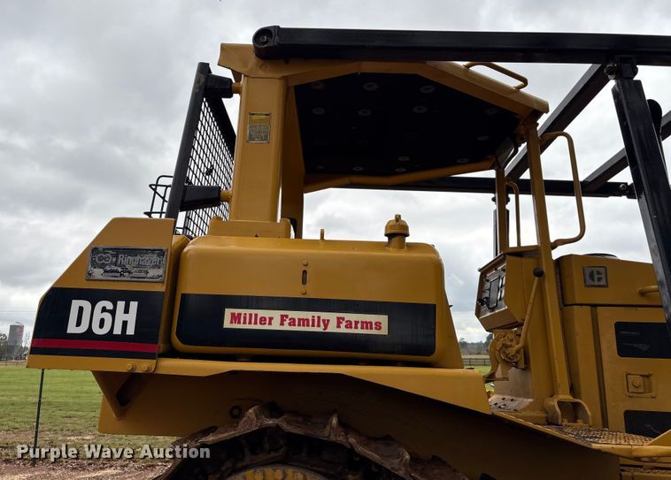 image for item EU7103 1989 Caterpillar D6H dozer