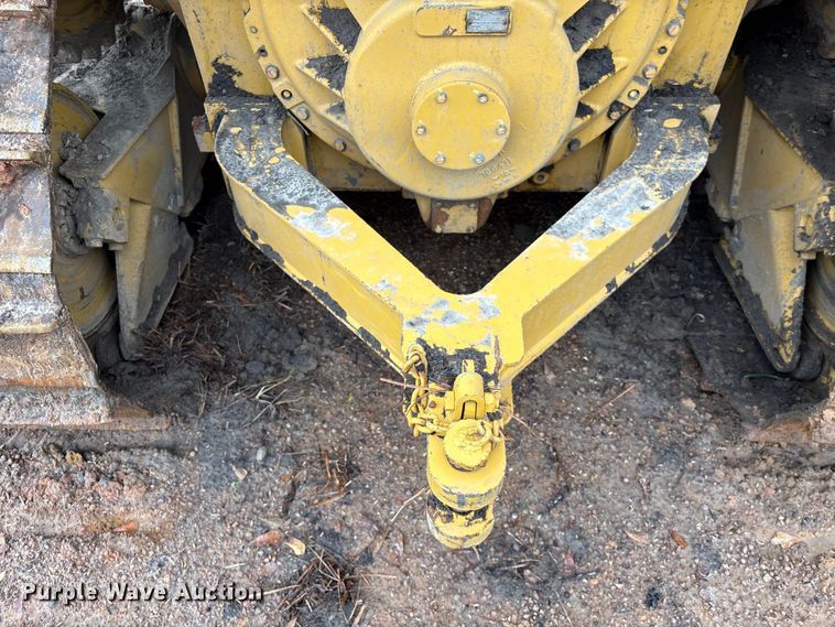 image for item EU7103 1989 Caterpillar D6H dozer
