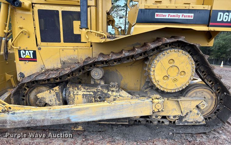 image for item EU7103 1989 Caterpillar D6H dozer