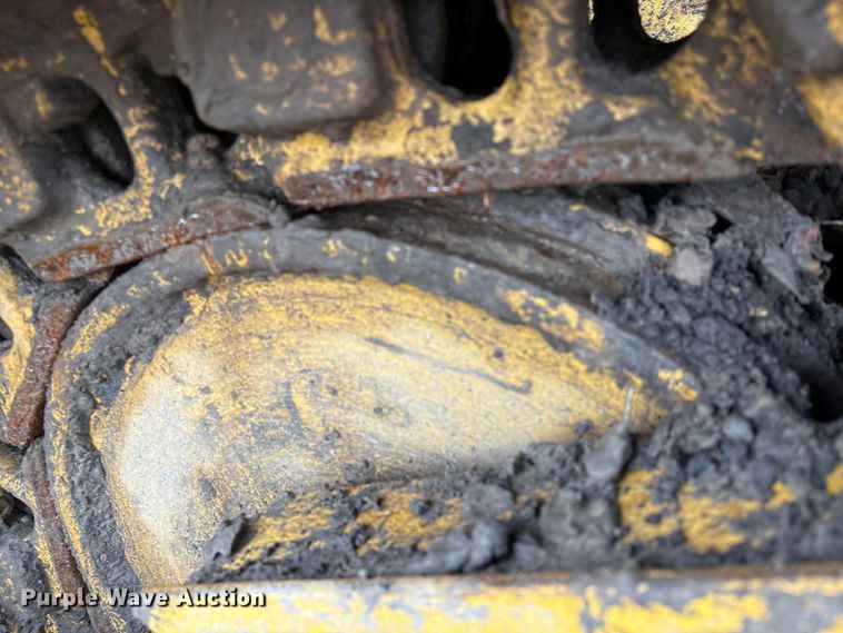 image for item EU7103 1989 Caterpillar D6H dozer