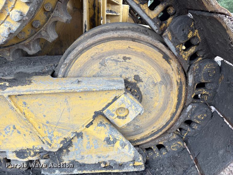 image for item EU7103 1989 Caterpillar D6H dozer