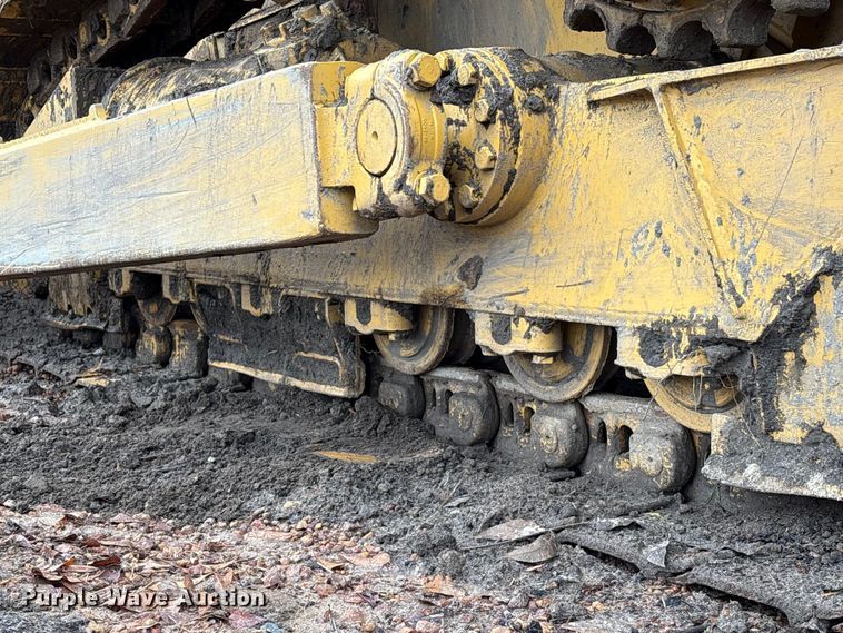 image for item EU7103 1989 Caterpillar D6H dozer