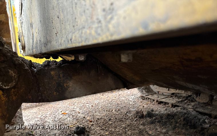 image for item EU7103 1989 Caterpillar D6H dozer