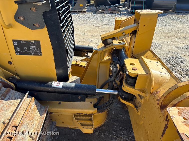 image for item EU7104 2019 Caterpillar D3K2 LGP dozer